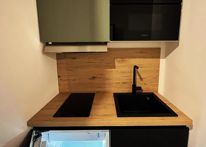 Domus Jota - Comfort E Stile In Indipendente Apartment Rome